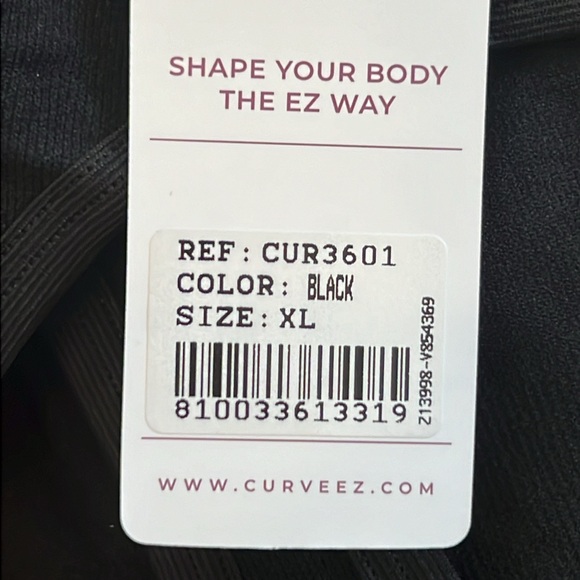 CURVEEZ Pure Shape Thong - Black - Picture 6 of 9